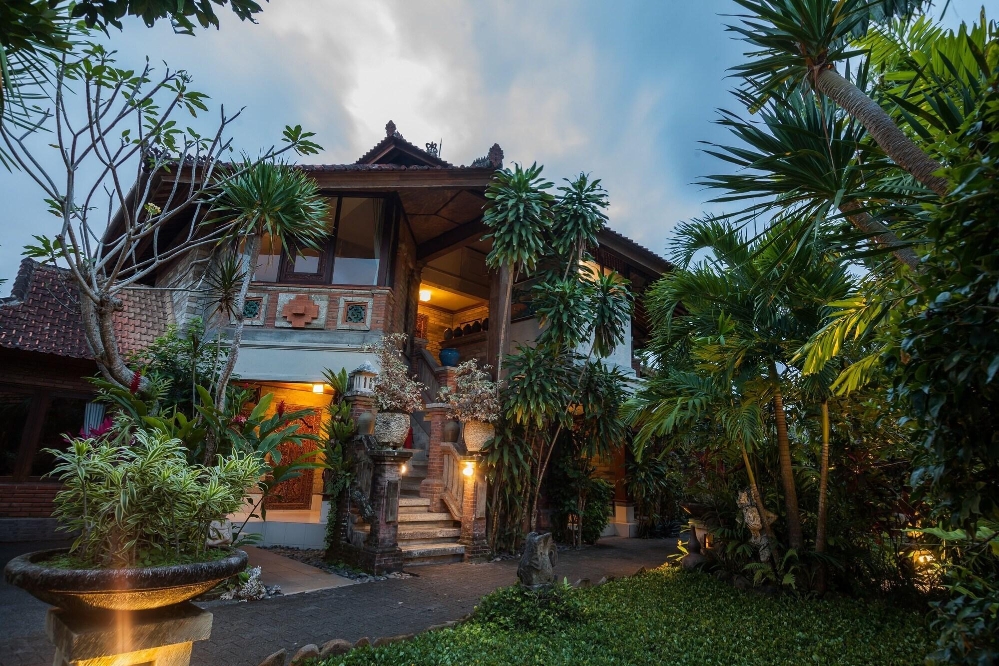 Taman Harum 3*